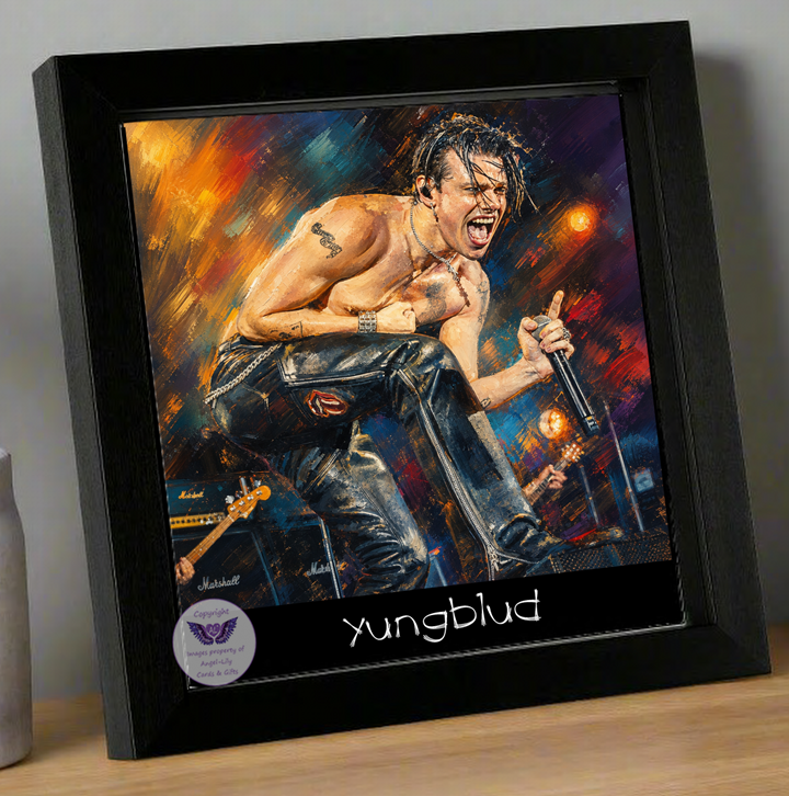 Image Size: 8" X 8", Black Wood Frame, Glass Front, Hanging Frame, Image Type: Print, 3D Decoupage effect: £15.00